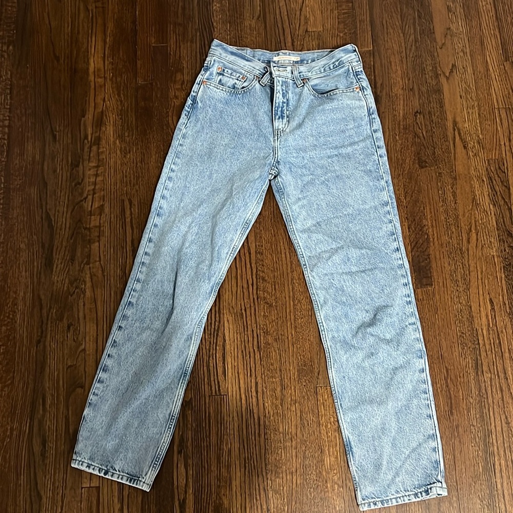 Levi Low Pro Jeans